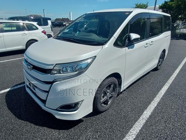 Toyota Noah 2021 Pearl