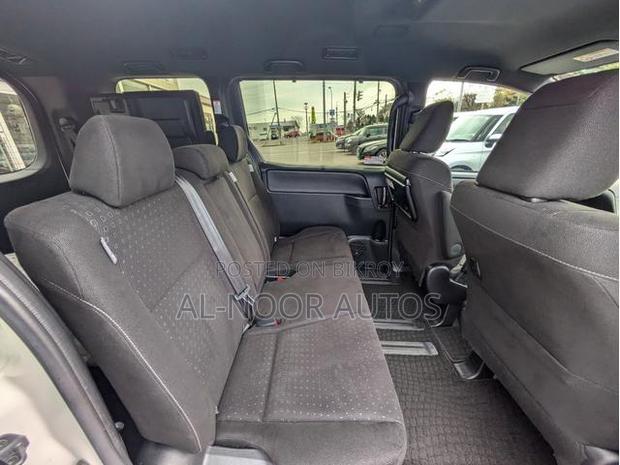 Toyota Noah 2021 Pearl