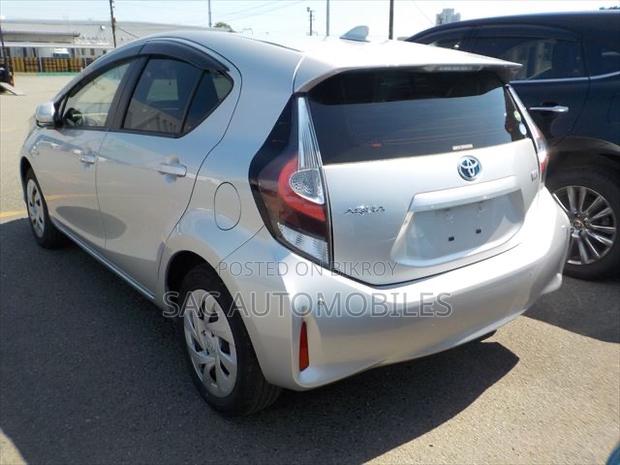Toyota Aqua 2020 Silver