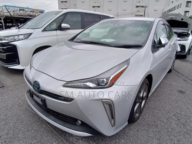 Toyota Prius 2021 Silver