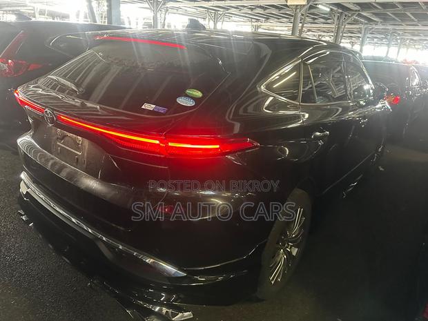 Toyota Harrier 2021 Black