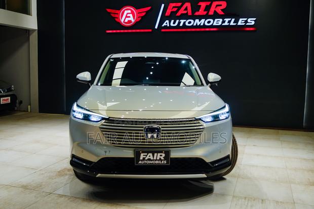 Honda Vezel 1.5 Hybrid 2WD 2021 White