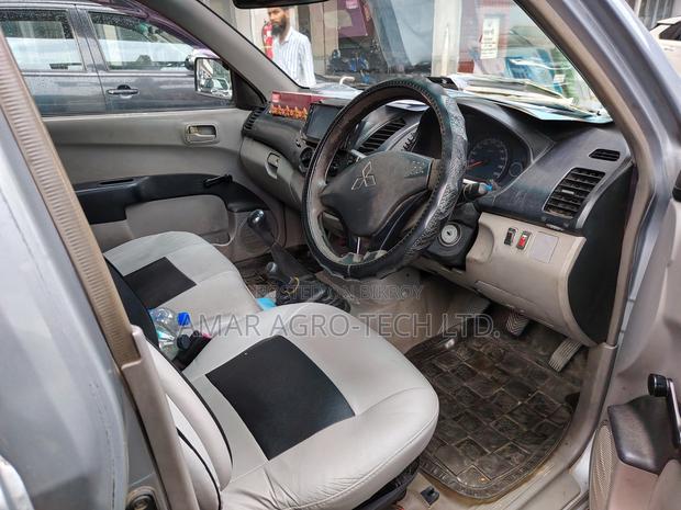 Mitsubishi L200 Double Cab 2.5 136hp 4WD 2008 Gray