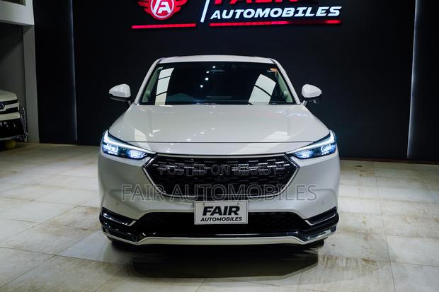 Honda Vezel 1.5 Hybrid 2WD 2021 White