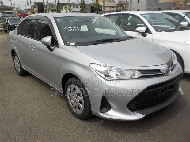 Toyota Axio 2021 Silver