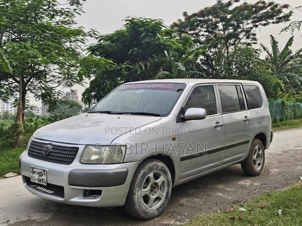 Toyota Succeed 2003 Silver