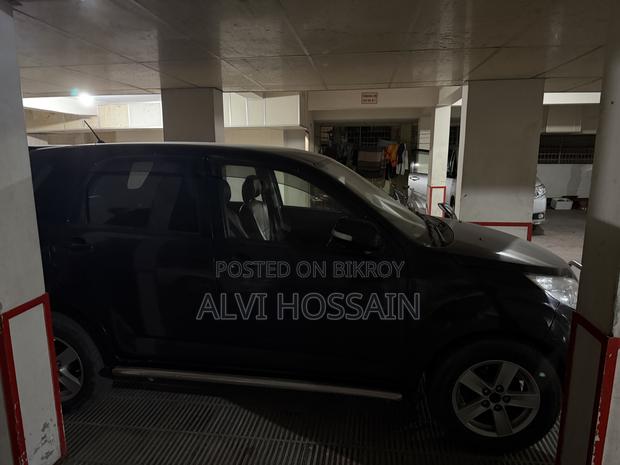 Toyota Rush 1.5 AWD 2007 Black