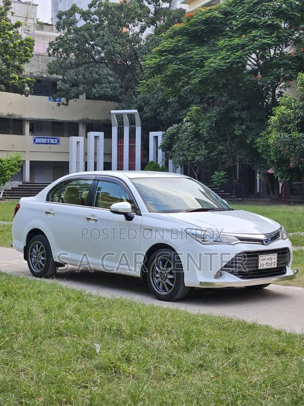 Toyota Axio 2017 White