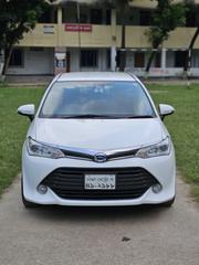 Toyota Corolla Fielder 2017 White for sale
