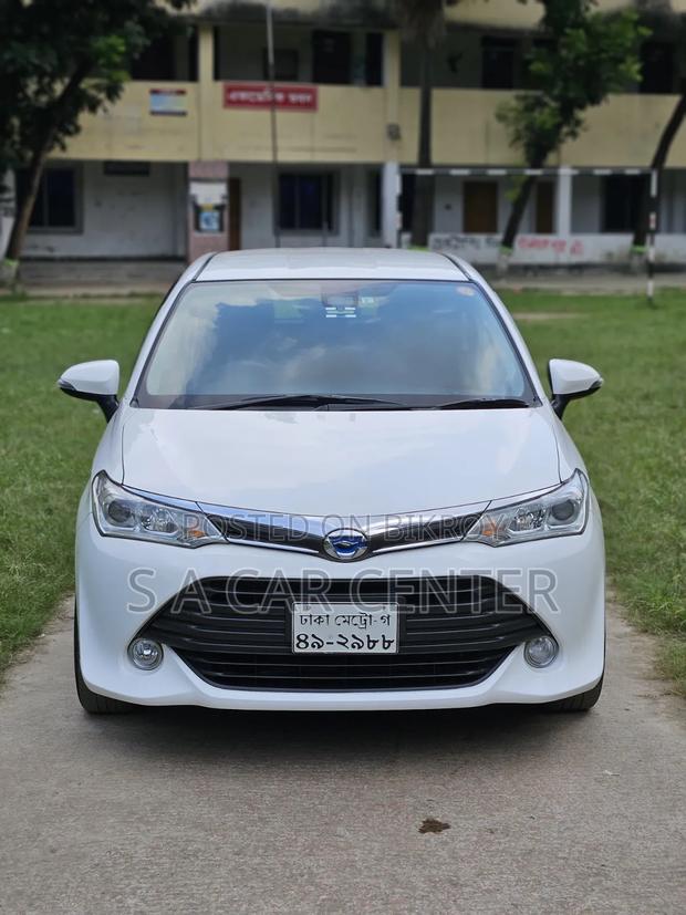 Toyota Corolla Fielder 2017 White