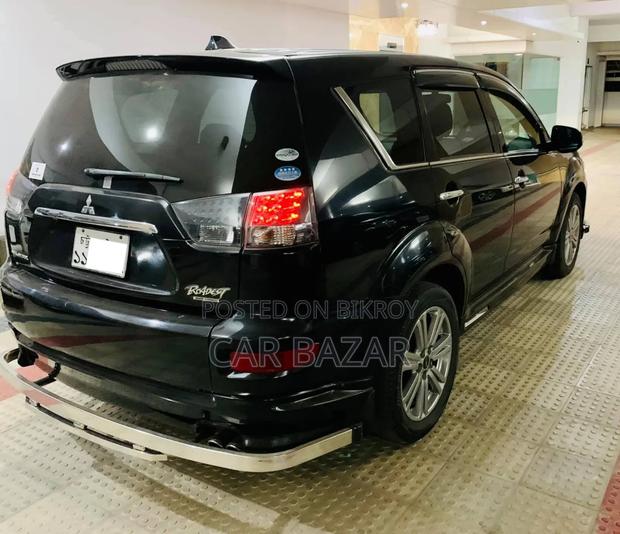 Mitsubishi Outlander 2010 Black