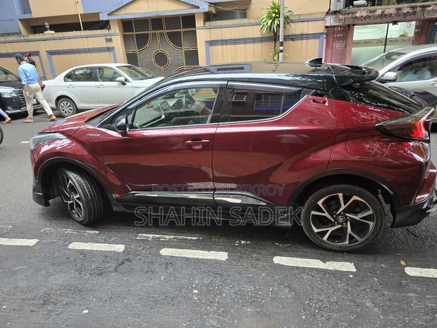 Toyota C-Hr 2017 Red