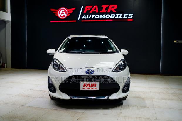 Toyota Aqua 2021 Pearl