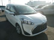 Toyota Sienta 2021 Pearl for sale