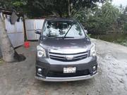 Toyota Noah 2.0 158hp FWD (8 Seater) 2010 Gray for sale