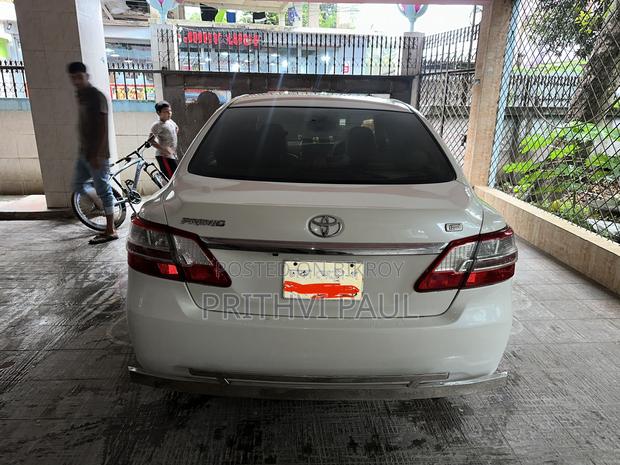Toyota Premio 2012 Pearl