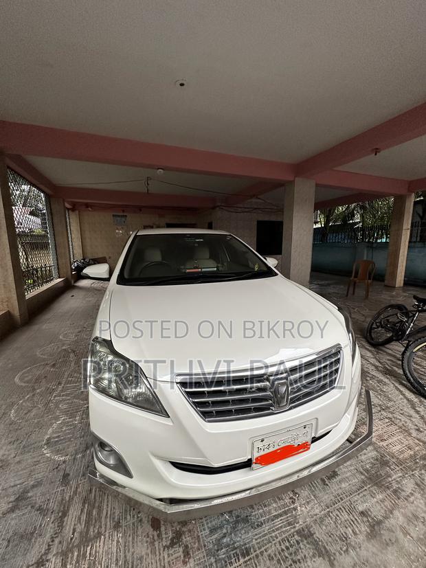 Toyota Premio 2012 Pearl