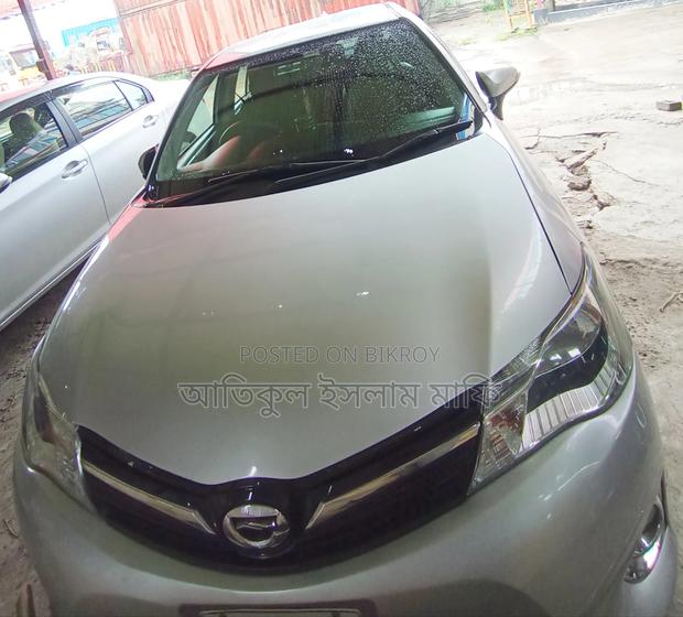 Toyota Corolla Fielder 2013 Silver
