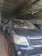 Toyota Noah 2006 Blue for sale
