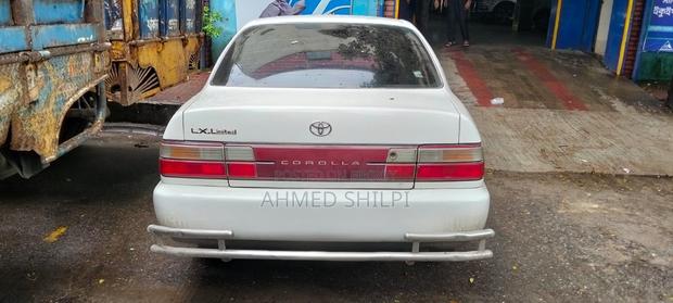 Toyota Corolla Sedan 1995 White