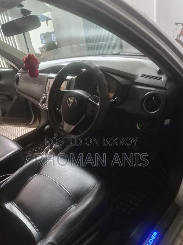 Toyota Corolla Fielder 2013 Silver