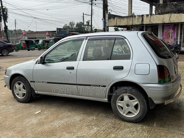 Toyota Starlet 1996 Silver