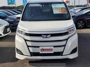 Toyota Noah 2021 Pearl for sale