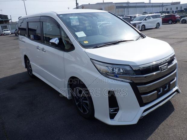 Toyota Noah 2021 Pearl