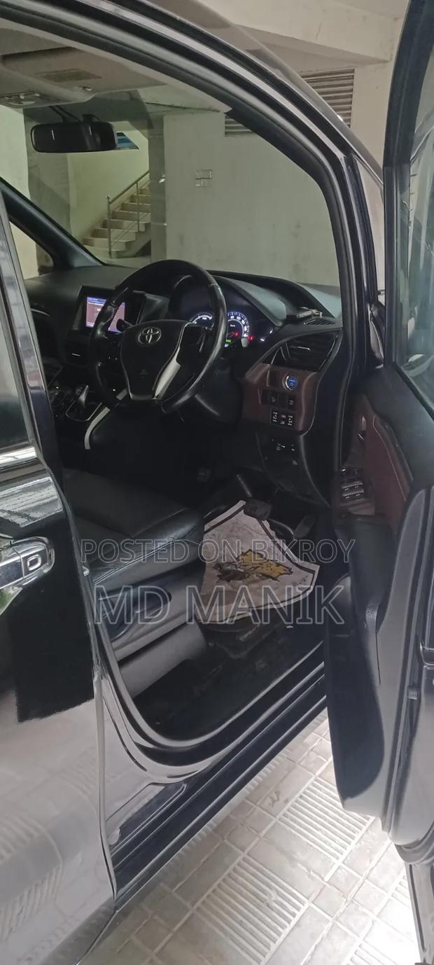 Toyota Noah 2015 Black