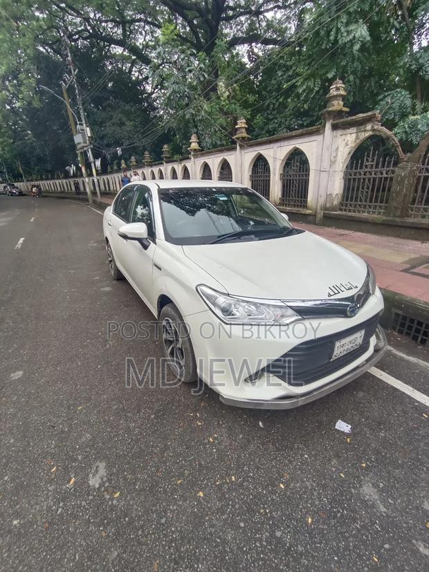 Toyota Axio 2015 Pearl