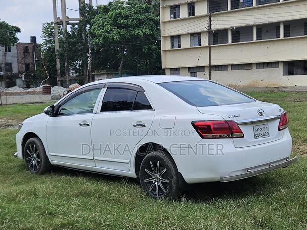 Toyota Premio 2016 White