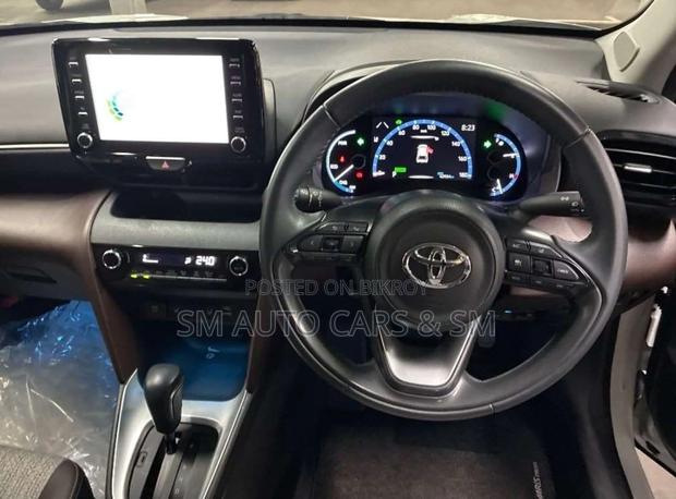Toyota Yaris Cross 2021 Pearl
