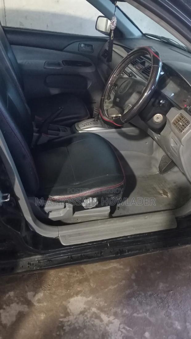 Mitsubishi L200 2004 Black