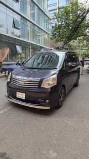 Toyota Noah 2011 Black for sale
