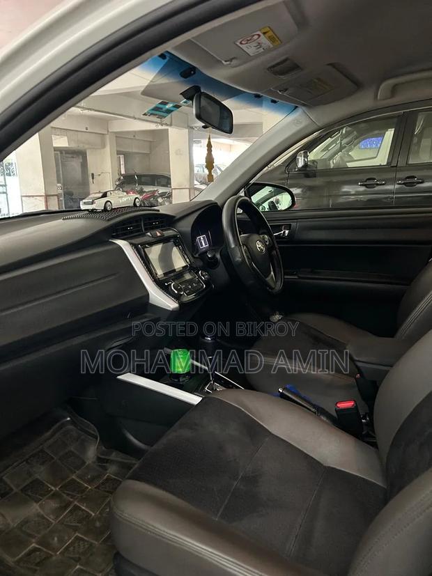 Toyota Corolla Fielder 2013 Pearl