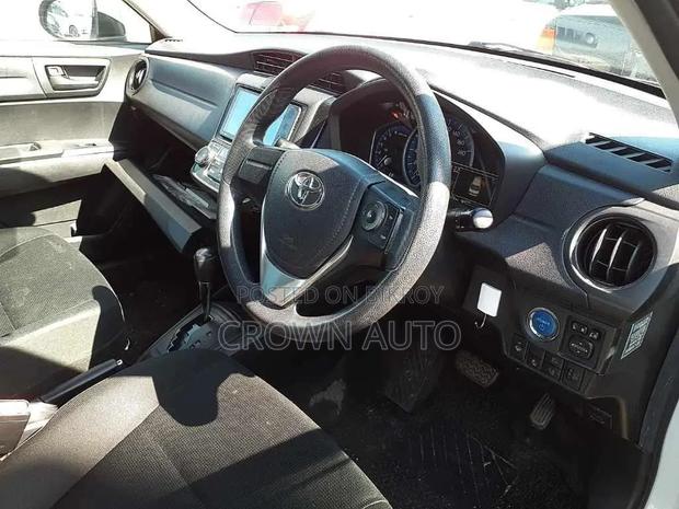Toyota Axio 2021 White