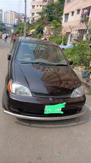 Toyota Platz 2000 for sale