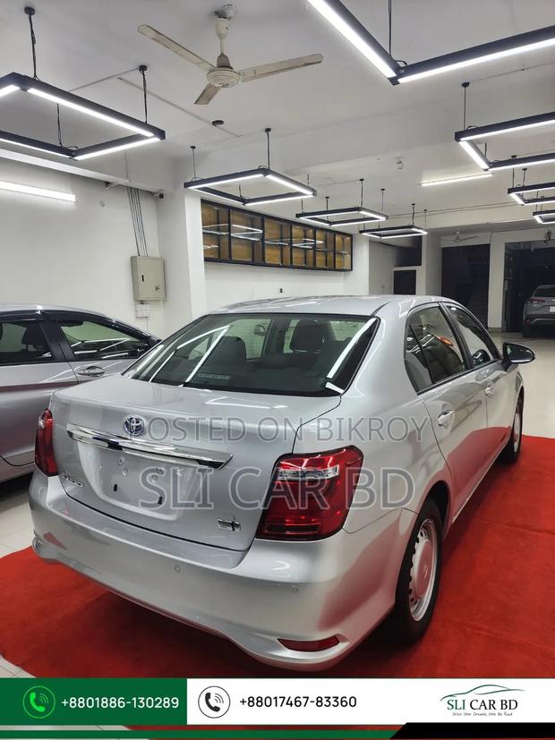 Toyota Axio 2022 Silver