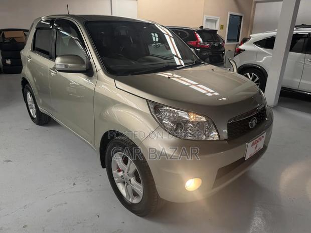 Toyota Rush 1.5 RWD 2011 Gold