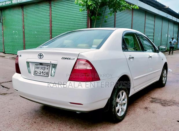 Toyota Corolla 2005 White