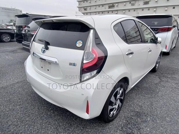 Toyota Aqua 2021 Pearl
