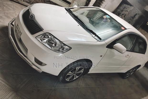 Toyota Corolla 2004 White