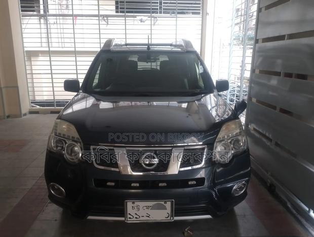 Nissan X-Trail 2011 Gray