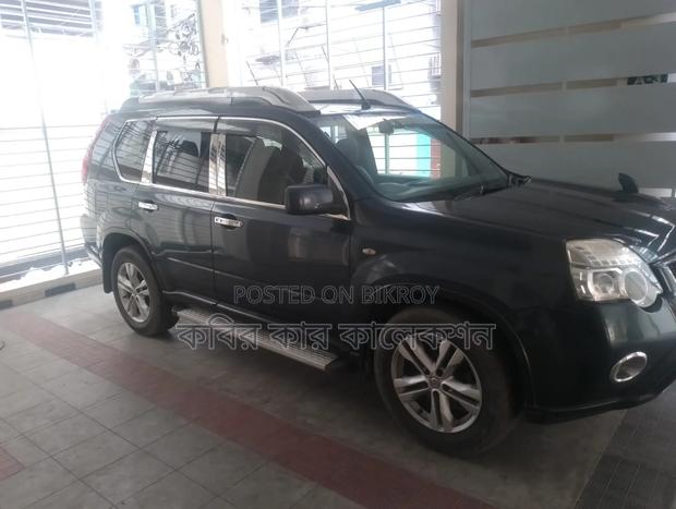 Nissan X-Trail 2011 Gray