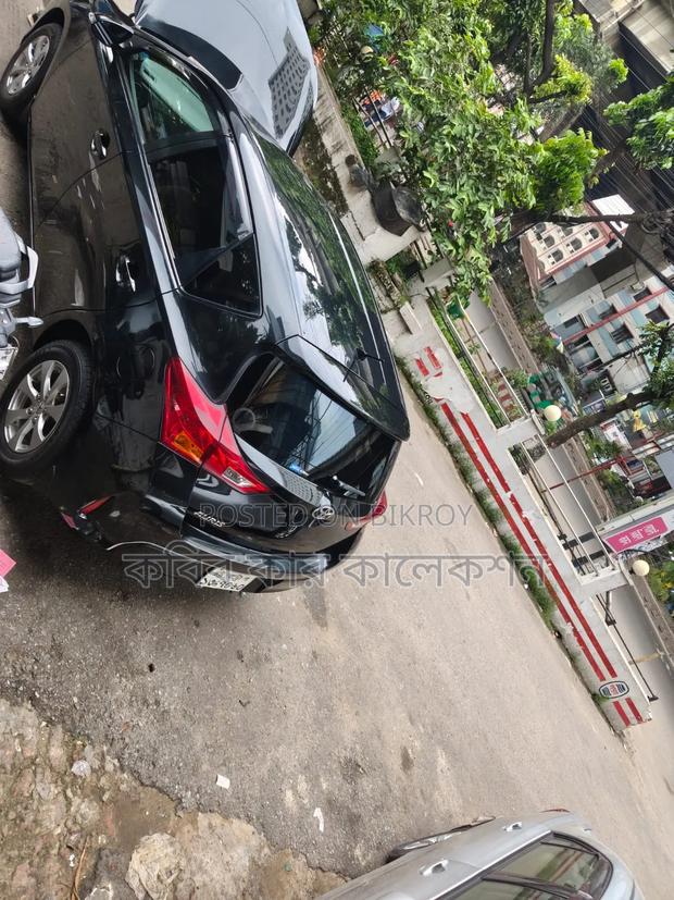 Toyota Auris 2013 Black