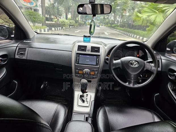 Toyota Axio 2011 Black