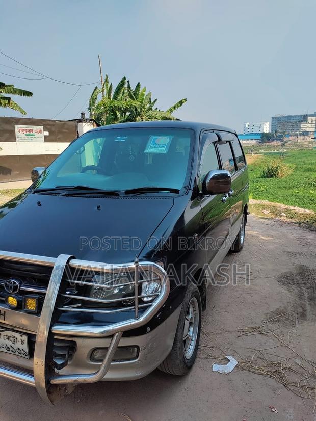 Toyota Noah 2001 Black