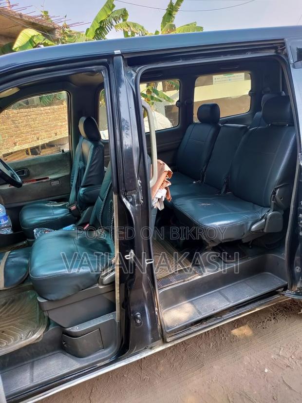 Toyota Noah 2001 Black
