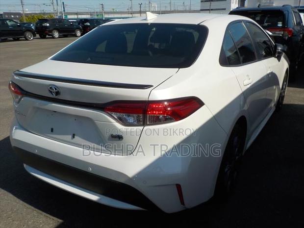 Toyota Corolla L 2021 Pearl