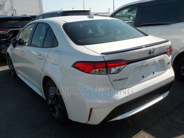 Toyota Corolla L 2021 Pearl